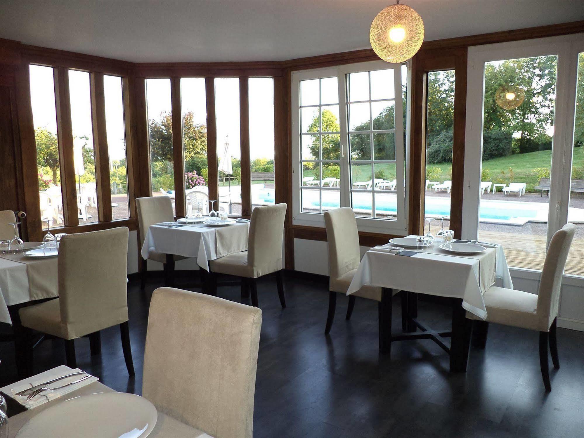 La Grande Bruyere Hotel Touffreville  ภายนอก รูปภาพ