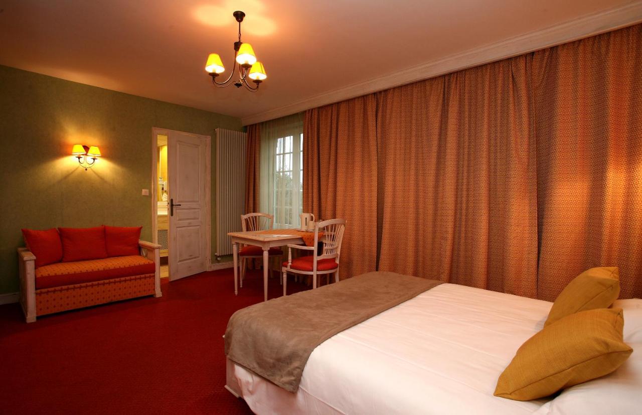 La Grande Bruyere Hotel Touffreville  ภายนอก รูปภาพ