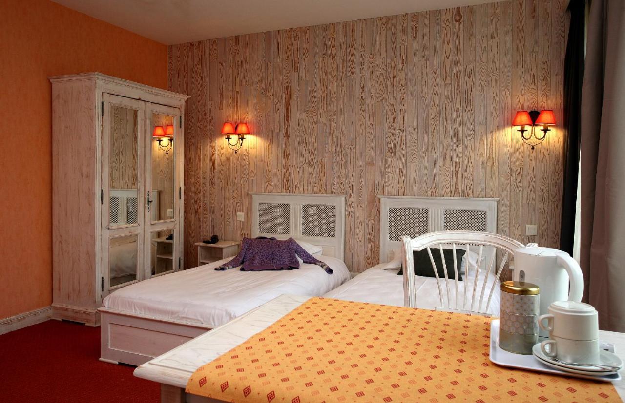 La Grande Bruyere Hotel Touffreville  ภายนอก รูปภาพ