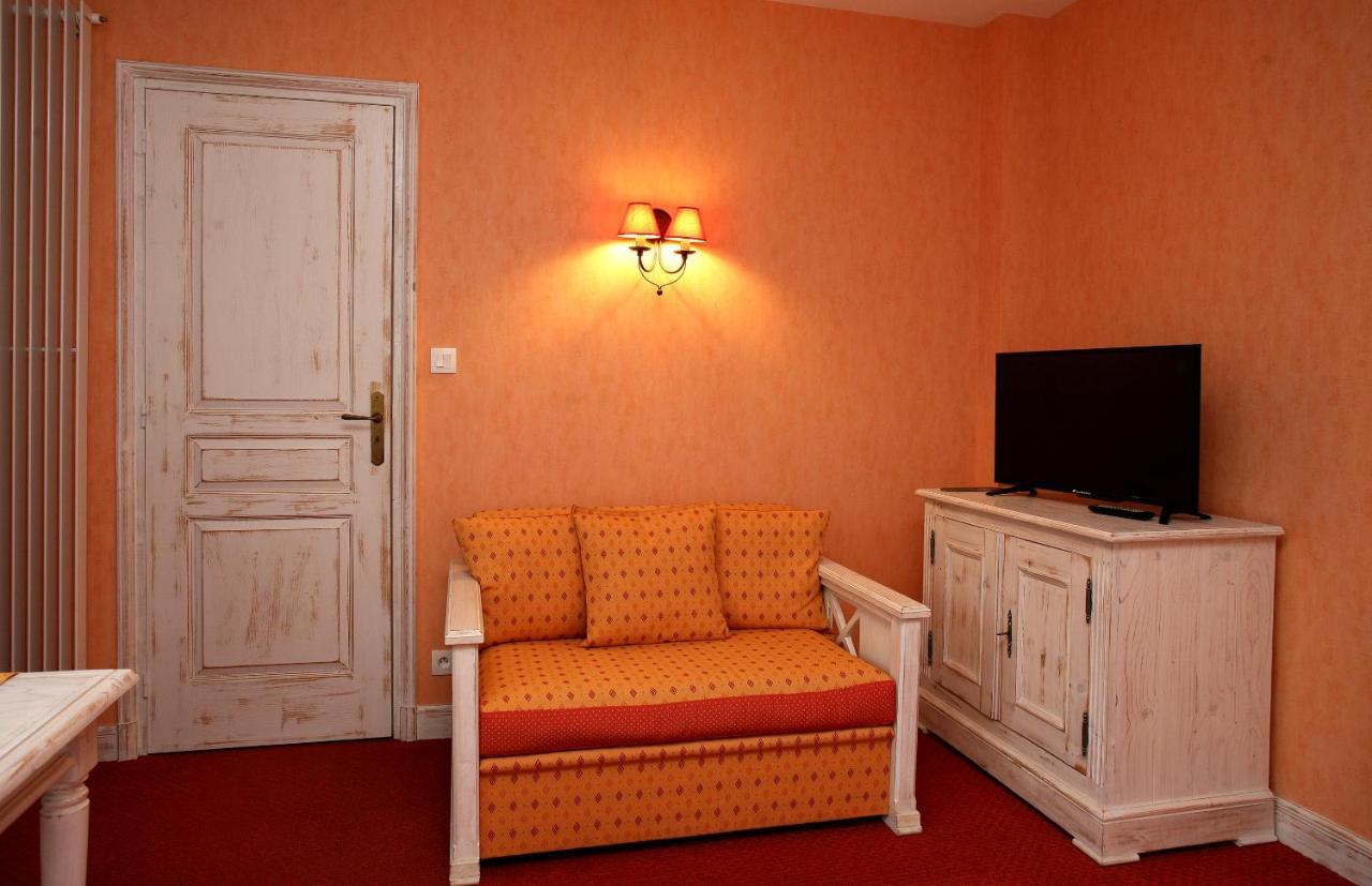La Grande Bruyere Hotel Touffreville  ภายนอก รูปภาพ